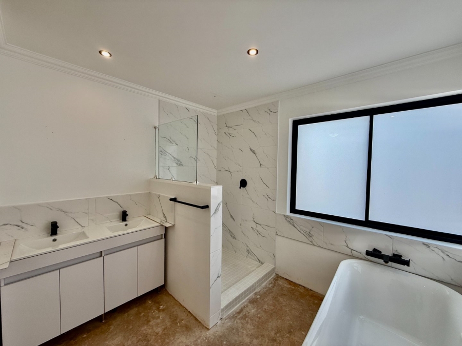 3 Bedroom Property for Sale in Magalies Golf Estate North West